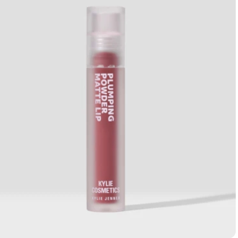 Kylie  Cosmetics plumbing powder matte lip"sweet talk"